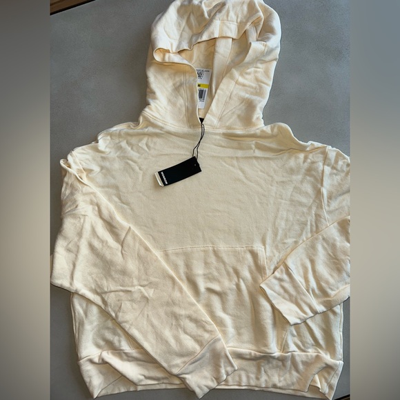 MONROW ARCHIVES Supersoft Fleece Girlfriend Pullover In Buttercream - Picture 5 of 6